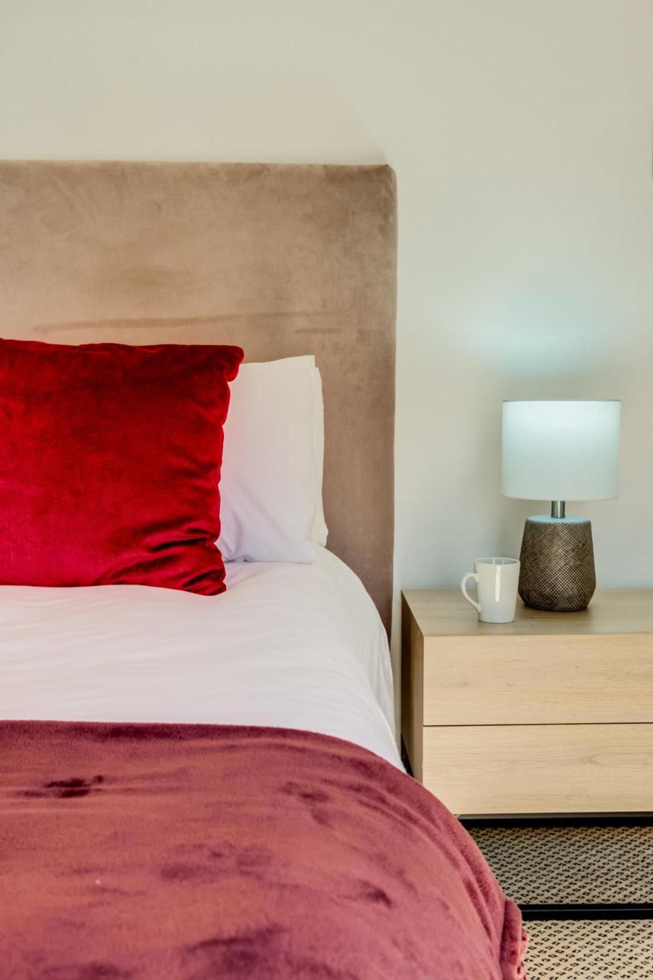 Camps Bay 4br W Pool And Sea Views Atlantic Gem * Cape Town